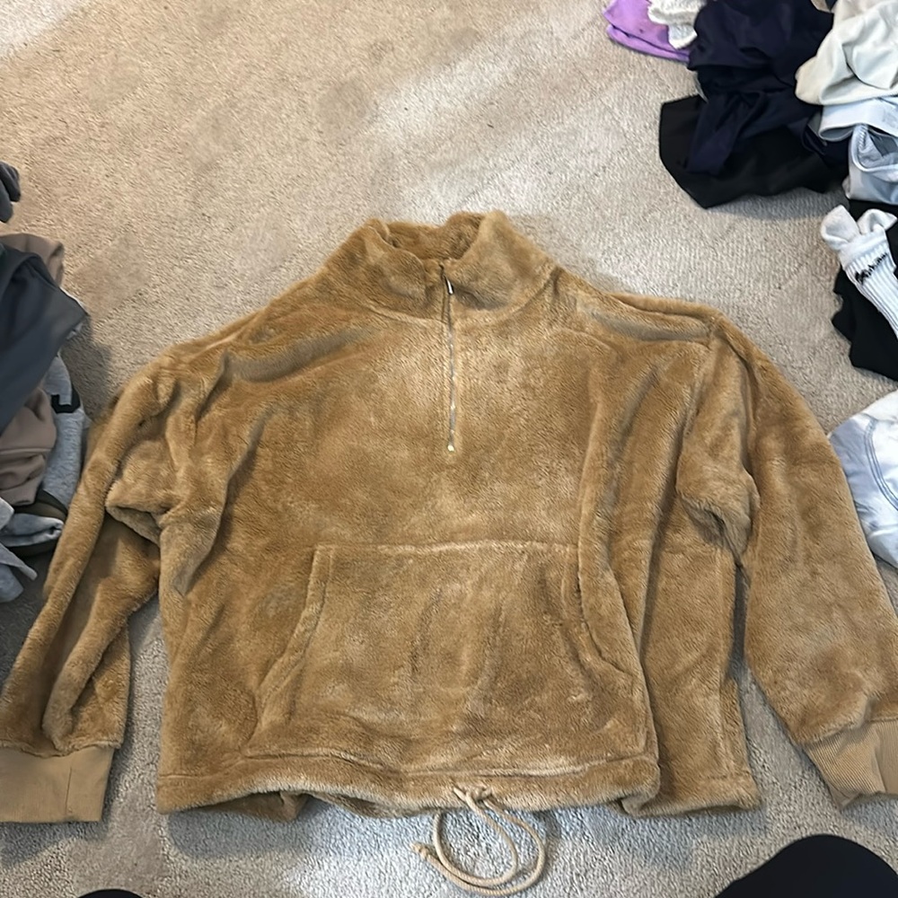 Women’s Cinch-able Sherpa Top